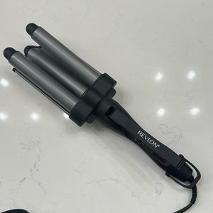 Revlon 3 Barrel Curling Iron Beach Waves